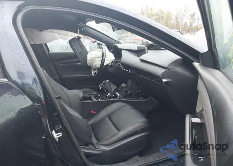 2020 Mazda Mazda3 Hatchback Preferred Package из США, поврежденный, VIN JM1BPBMM1L1155295